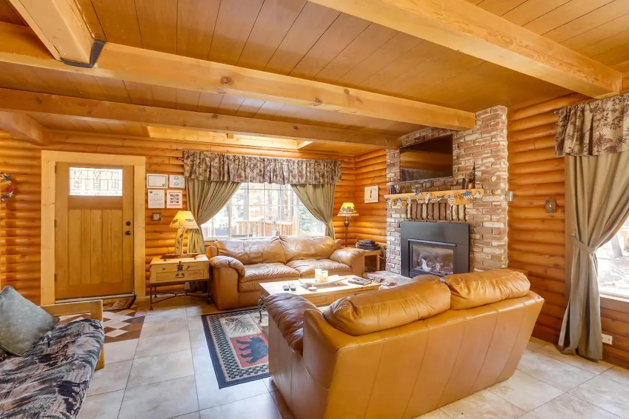 Smokeys Den South Lake Tahoe Cabin With Hot Tub! Holiday home