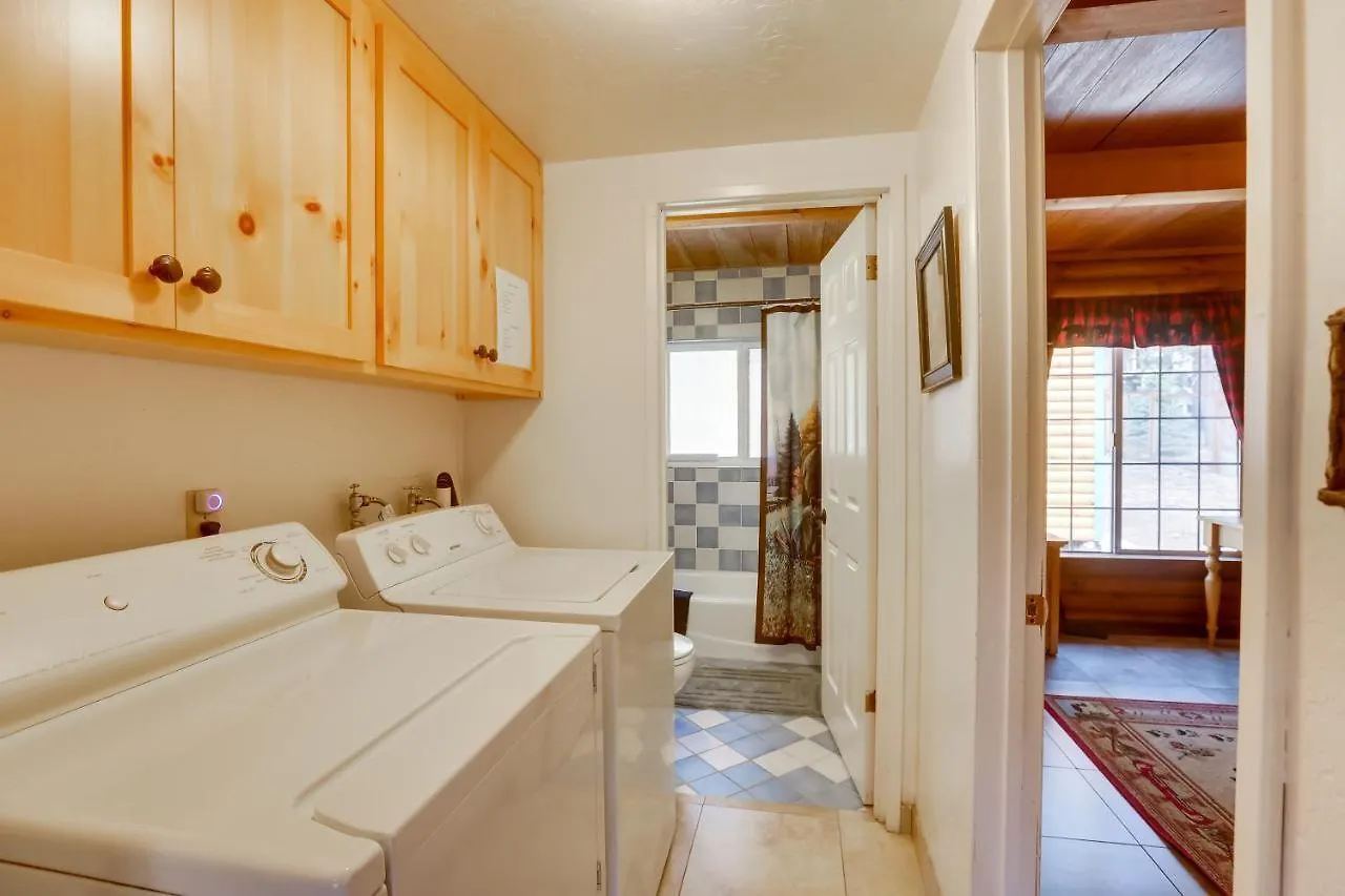 Smokeys Den South Lake Tahoe Cabin With Hot Tub! 0*,