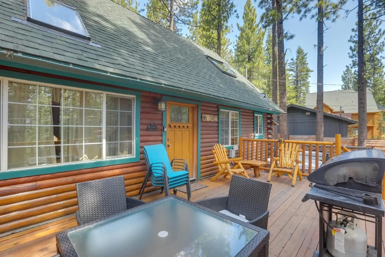 Smokeys Den South Lake Tahoe Cabin With Hot Tub! 0*,  United States
