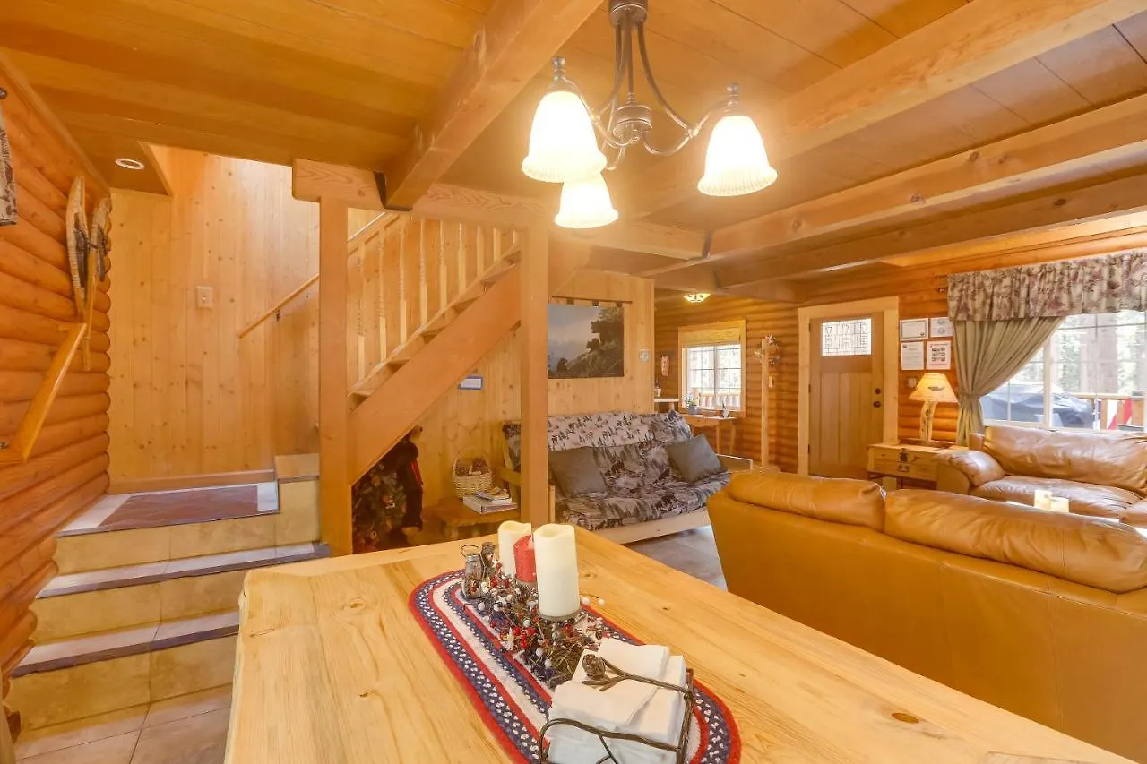 Smokeys Den South Lake Tahoe Cabin With Hot Tub! Holiday home